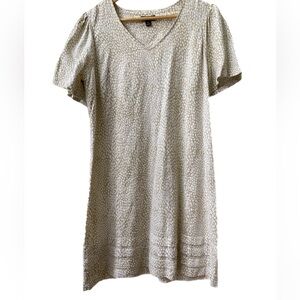 Nicole Miller Original Linen Beige White Dress Size Med EUC Flutter Sleeve Hem